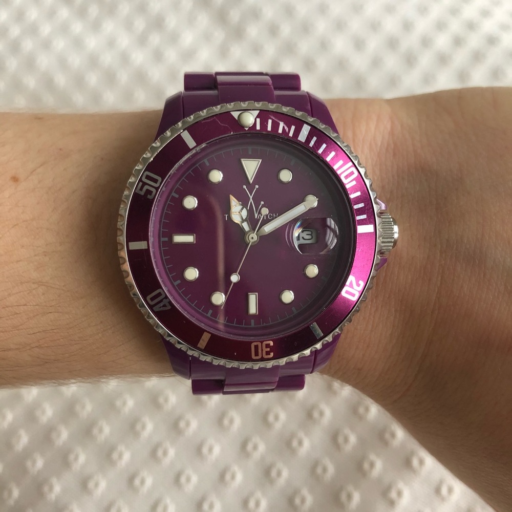 ToyWatch Fluo Purple Watch